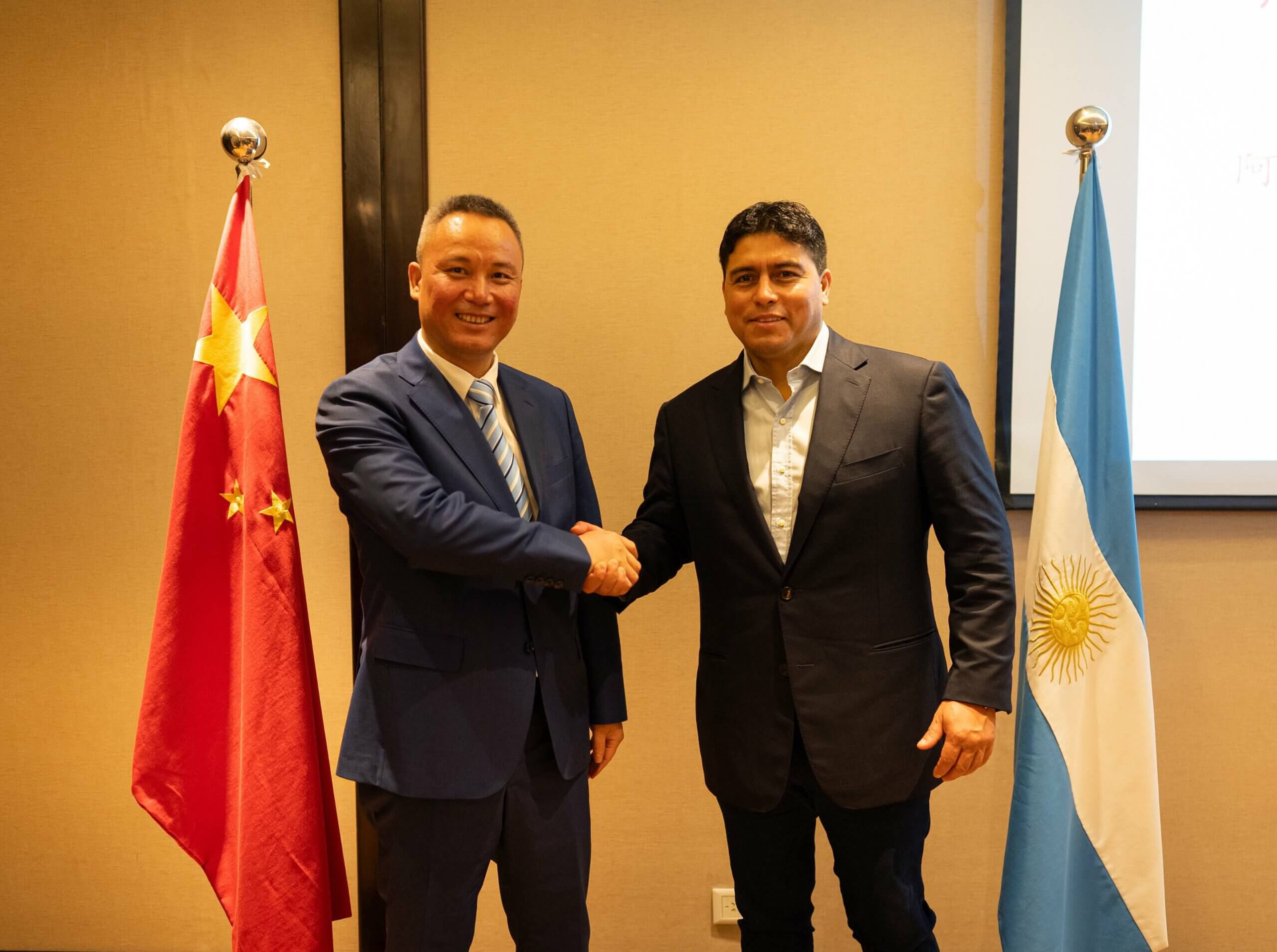 Provincia argentina de Santa Cruz firma acuerdo comercial con China