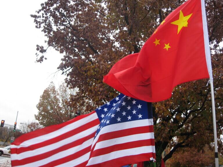 Conflicto comercial entre China y Estados Unidos: oportunidades para el comercio exterior colombiano