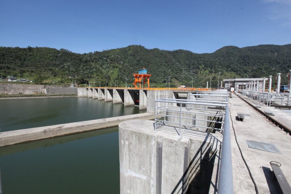 Ecuador y Power China alcanzan acuerdo para resolver disputa sobre Coca Codo Sinclair